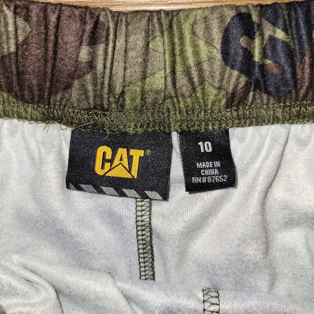 Caterpillar Kids Boys Green Camo Flame Resistant Pajama Pants 10 New